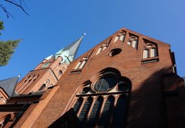 Inselkirche Hermannswerder Seitenansicht