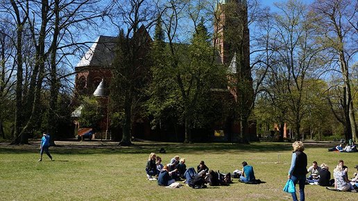 Außenansicht Kirche Hermannswerder