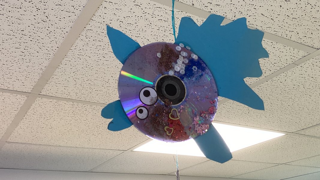 Bunter "CD-Glitzerfisch"